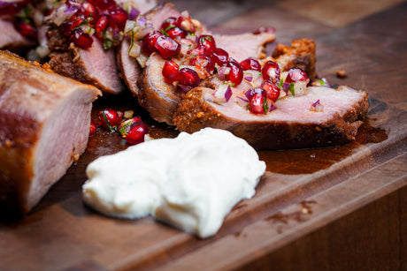 Schweinefilet vom Grill mit frischer Granatapfel Salsa
