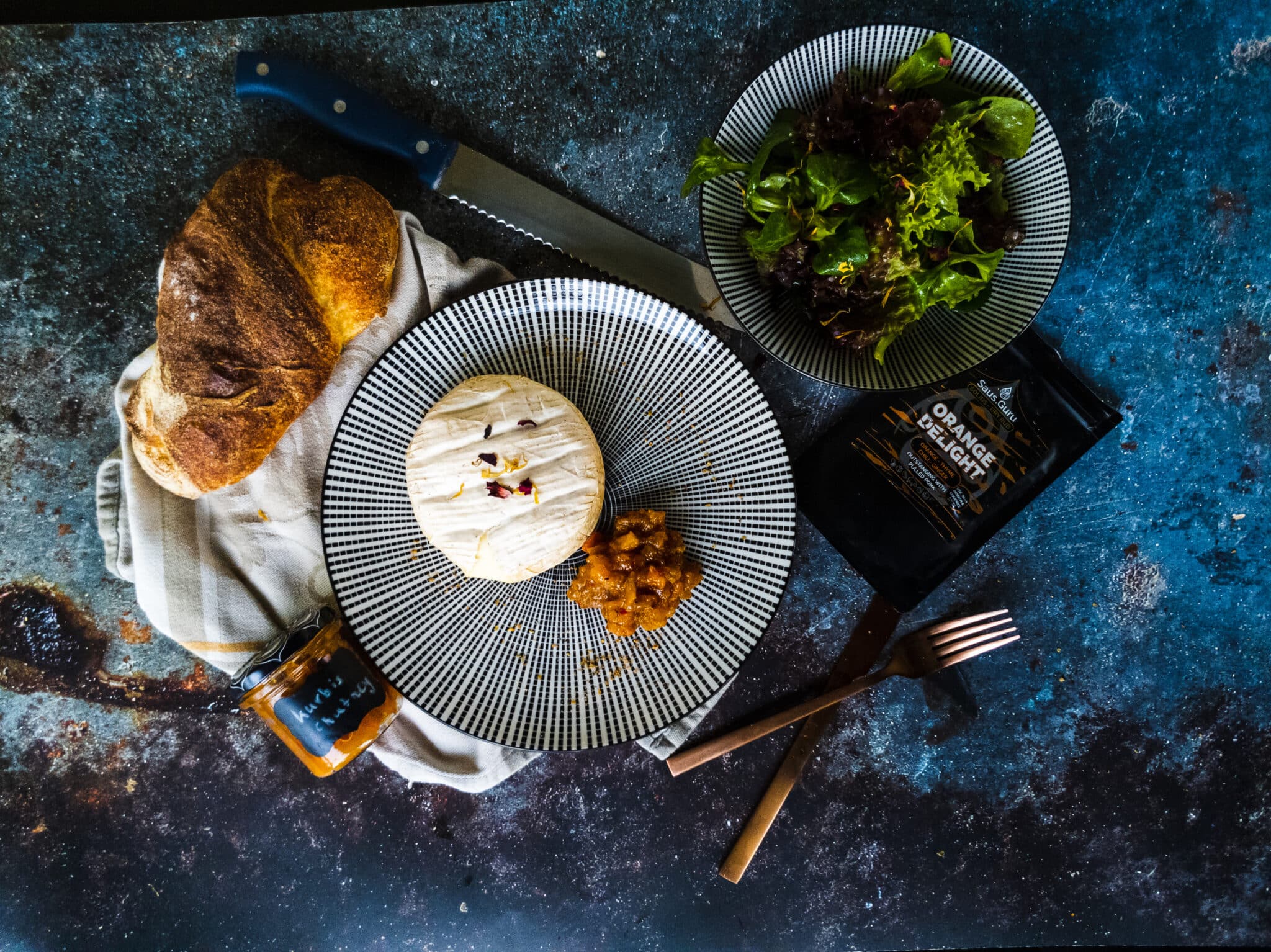 Leicht gesmokter Camembert mit Kürbischutney | Original Kamado Rezept ... Leicht gesmokter Camembert mit Kürbischutney | Original Kamado Rezept ...